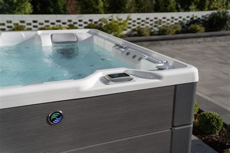 Hot Tub Jets: Do More Always Mean Better Hydrotherapy? | Blog