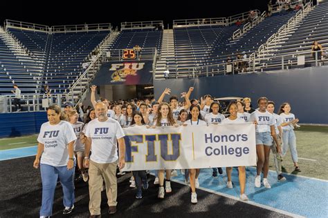 DSC05752-2 | FIU Honors College | Flickr