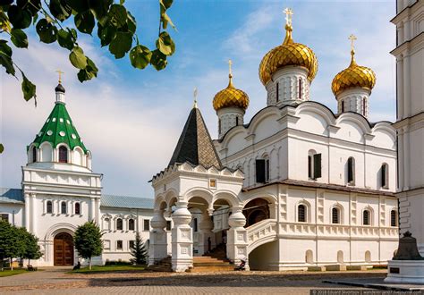 Ipatiev Monastery in Kostroma · Russia Travel Blog