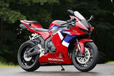 The 2021 Honda CBR600RR Is Not Coming To India | BikeDekho