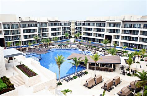 Above And Beyond Hideaway At Royalton Riviera Cancun | Royalton Resorts