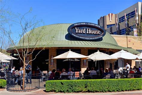 22 Things to Know Before Dining at the Yard House Restaurant