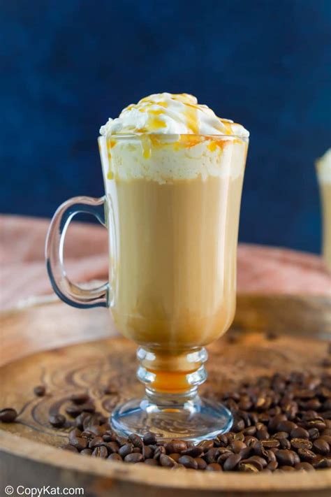 Starbucks Caramel Macchiato - CopyKat Recipes (2022)