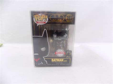 Brand New Funko Pop Batman Beyond (Chrome) 287 DC Comics Vinyl Figure ...