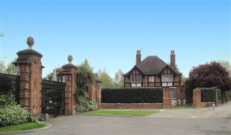 Views of Hammersmith New (Mortlake) Cemetery, London