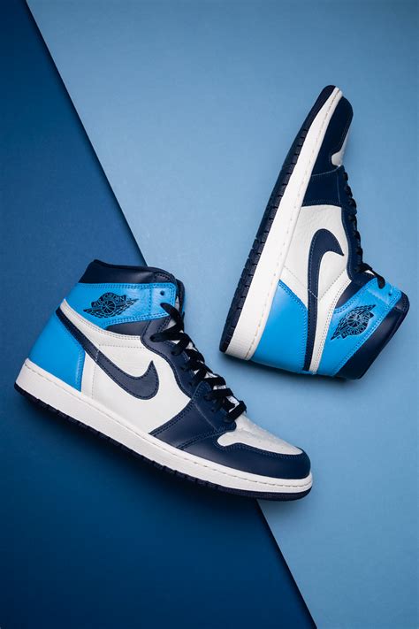 Air Jordans - Stadium Goods | Sapatilhas nike, Sapatilhas jordan ...