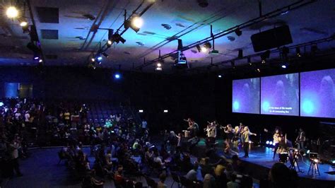 Hillsong College International Chapel "The Call" - YouTube