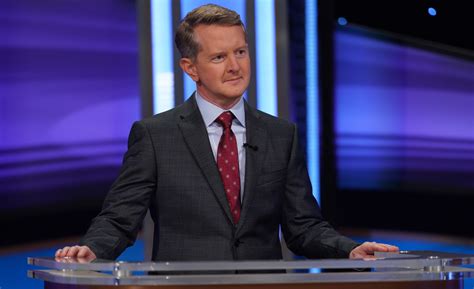 'Jeopardy!' Host Ken Jennings Chokes Up At Contestant’s Devastating ...