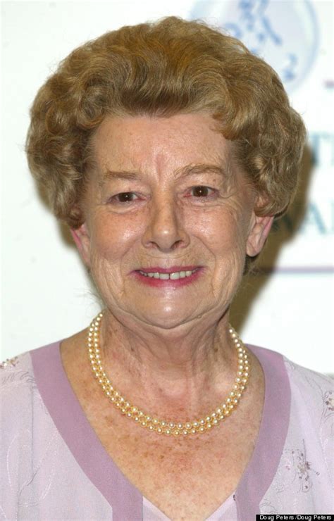 'Coronation Street': Hilda Ogden Actress Jean Alexander Admits She ...