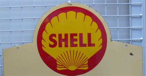 Collecting 20thc Rural Culture: Shell Chemicals, enamelled sign, 1960s