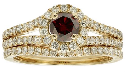 Red-Diamond-Ring | Jewelry Guide