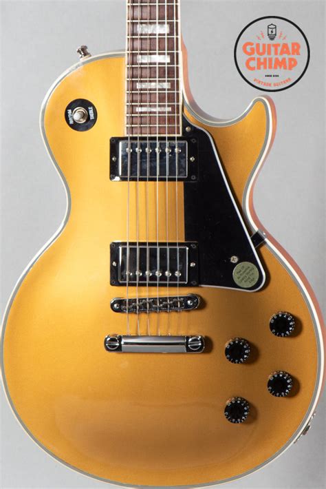 2012 Gibson Les Paul Classic Custom Goldtop | Guitar Chimp