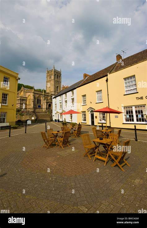 The Village Square Axbridge Somerset England Stock Photo - Alamy