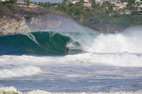 Top 5 surf spots in Puerto Escondido - Oaxaca