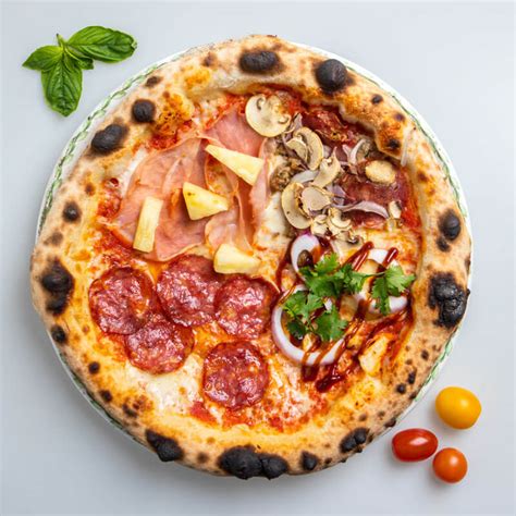 Quarter Pizza - Pizza One Bangkok