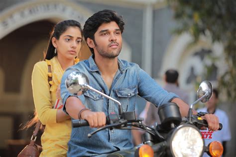 Adithya Varma Review: More of 'Arjun Reddy' (Review; Rating ...