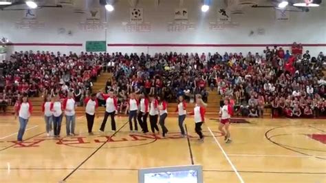 Parkway Central High School HomeComing Pep-Rally 2014! - YouTube