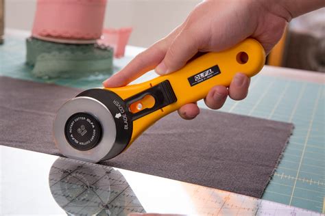 How Does Rotary Cutter Work? - Live Enhanced