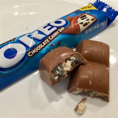 REVIEW: Milka Oreo Chocolate Candy Bar | Sean's Skillet