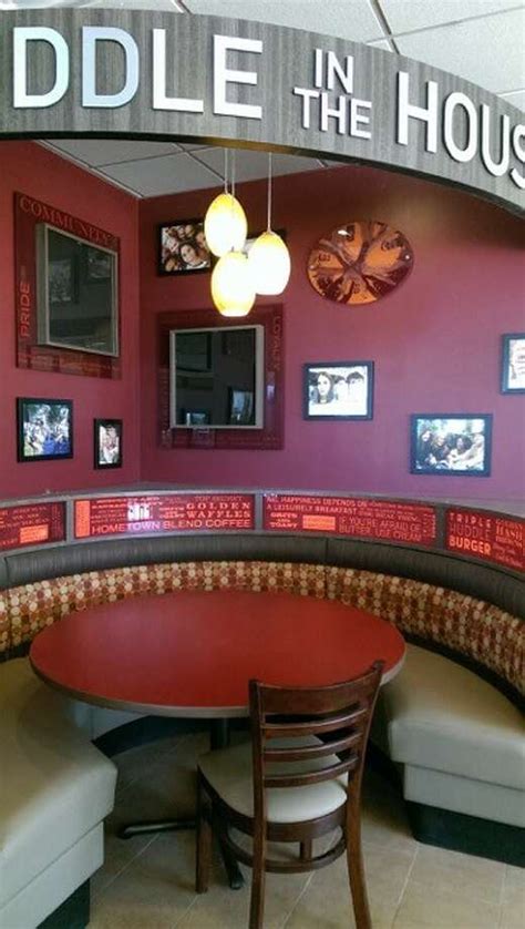 Huddle House all-day breakfast diner enters Houston market - Houston ...