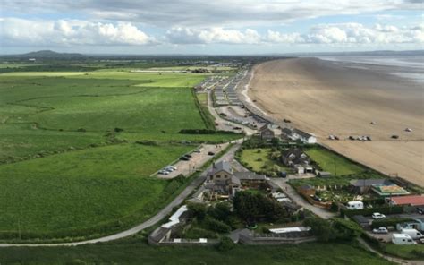 Brean residents call for beach closure to vehicles during lockdown amid ...