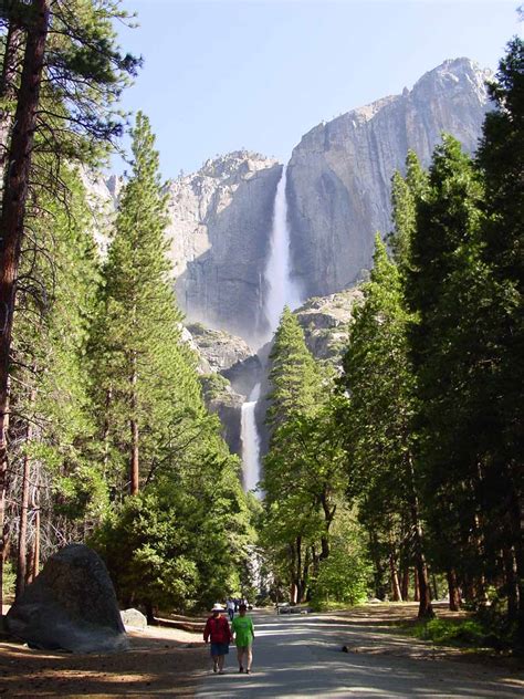 Yosemite Falls (Yosemite National Park, California, USA)