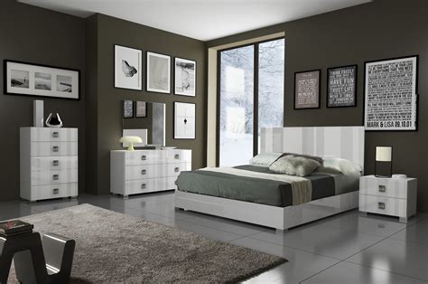 Unique Wood Modern Contemporary Bedroom Designs Glendale Arizona J&M ...