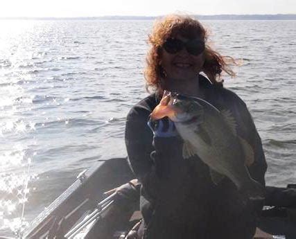 Lake Scugog November Largemouth. - Canadian Sportfishing