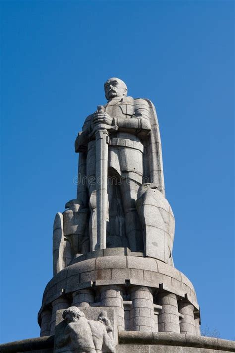 Bismarck Monument at Hamburg Stock Image - Image of statue, park: 26552129