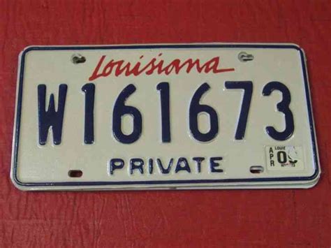 W 161673 = 2009 Louisiana Private license plate $4. 00