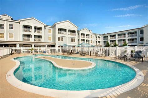 Hampton Inn & Suites Outer Banks/ Corolla | Corolla outer banks ...