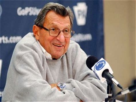 Joe Paterno biography, birth date, birth place and pictures