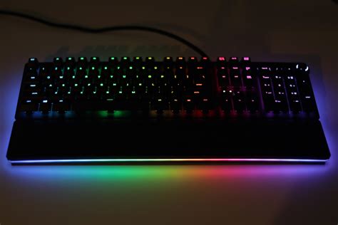 Razer Huntsman Elite looking RGB WoW : r/razer