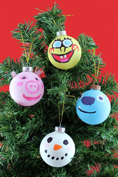 The Nickelodeon Family Gets Crafty for Christmas | Nickelodeon Parents