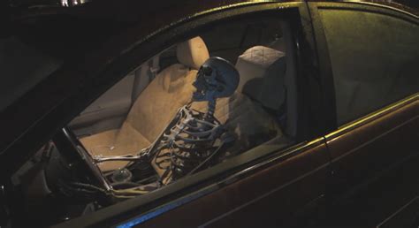 Drive-Thru Skeleton Prank Video Goes Viral: Watch What Happens When ...