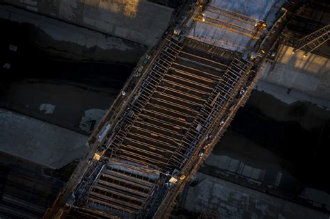 6th Street Bridge: See photos of the viaduct construction - Los Angeles ...