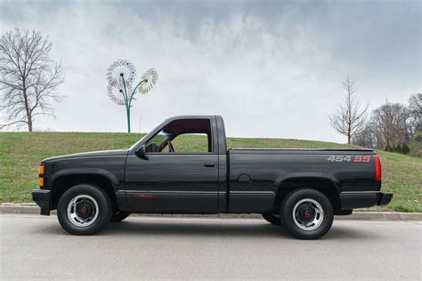 1990 Chevrolet 454 SS Pickup | Fast Lane Classic Cars