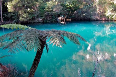 Jenolan Caves Blue Lake