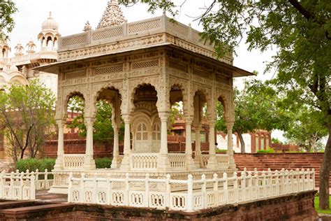 Mausoleum Architectural Styles