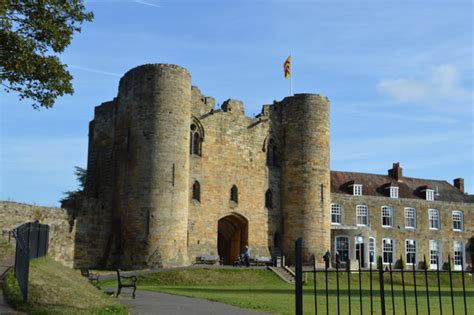 Gatehouse, Tonbridge Castle © N Chadwick :: Geograph Britain and Ireland