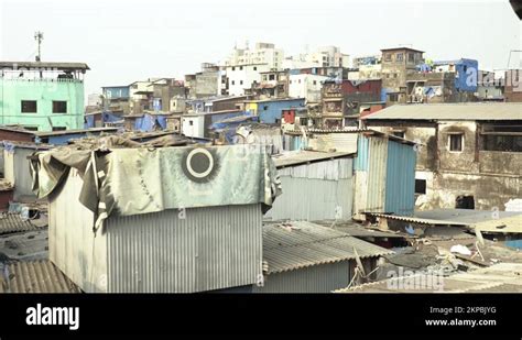 India slum house Stock Videos & Footage - HD and 4K Video Clips - Alamy