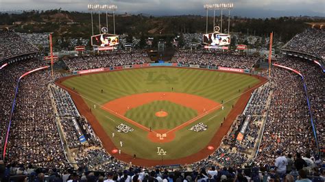 Ballparks | Los Angeles Dodgers