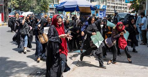 Women Protesters Detail Taliban Abuse in Afghanistan | Mirage News