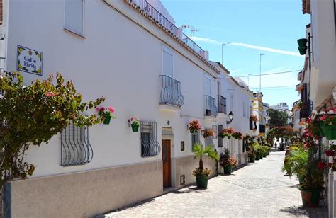 Estepona Old Town Area Guide | CASAFARI