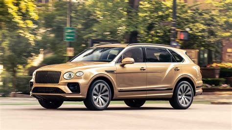 2023 Bentley Bentayga EWB First Drive Review: Sit Back, Relax