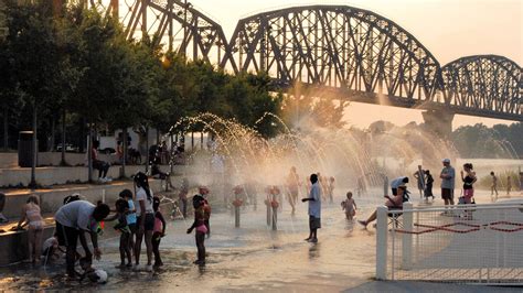 Playgrounds – Waterfront Park