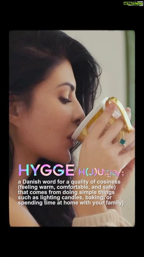 Jacqueline Fernandez Instagram – Weekend lockdown vibes #hygge @sherox ...