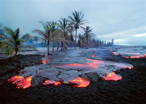 kamoamoa volcano beach, hawaii photo | One Big Photo