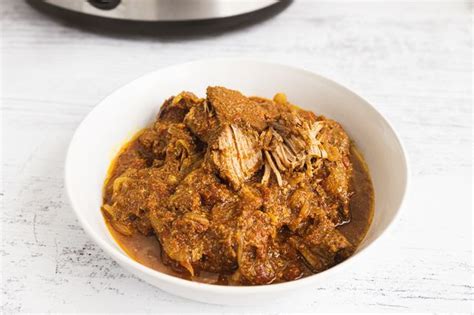 Slow cooker pork vindaloo recipe | Australia's Best Recipes