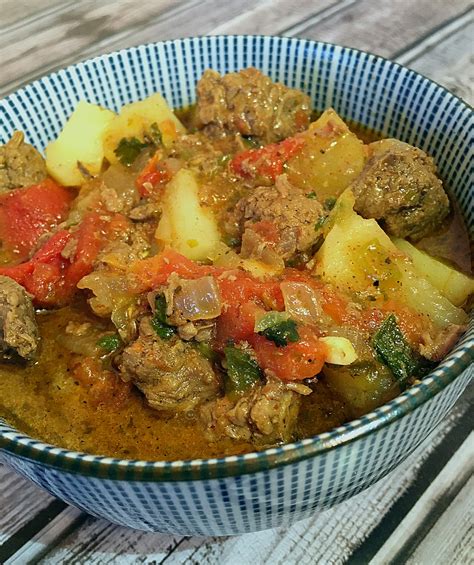 Carne Guisada con papas - Mexican Beef Stew - Mexican Food